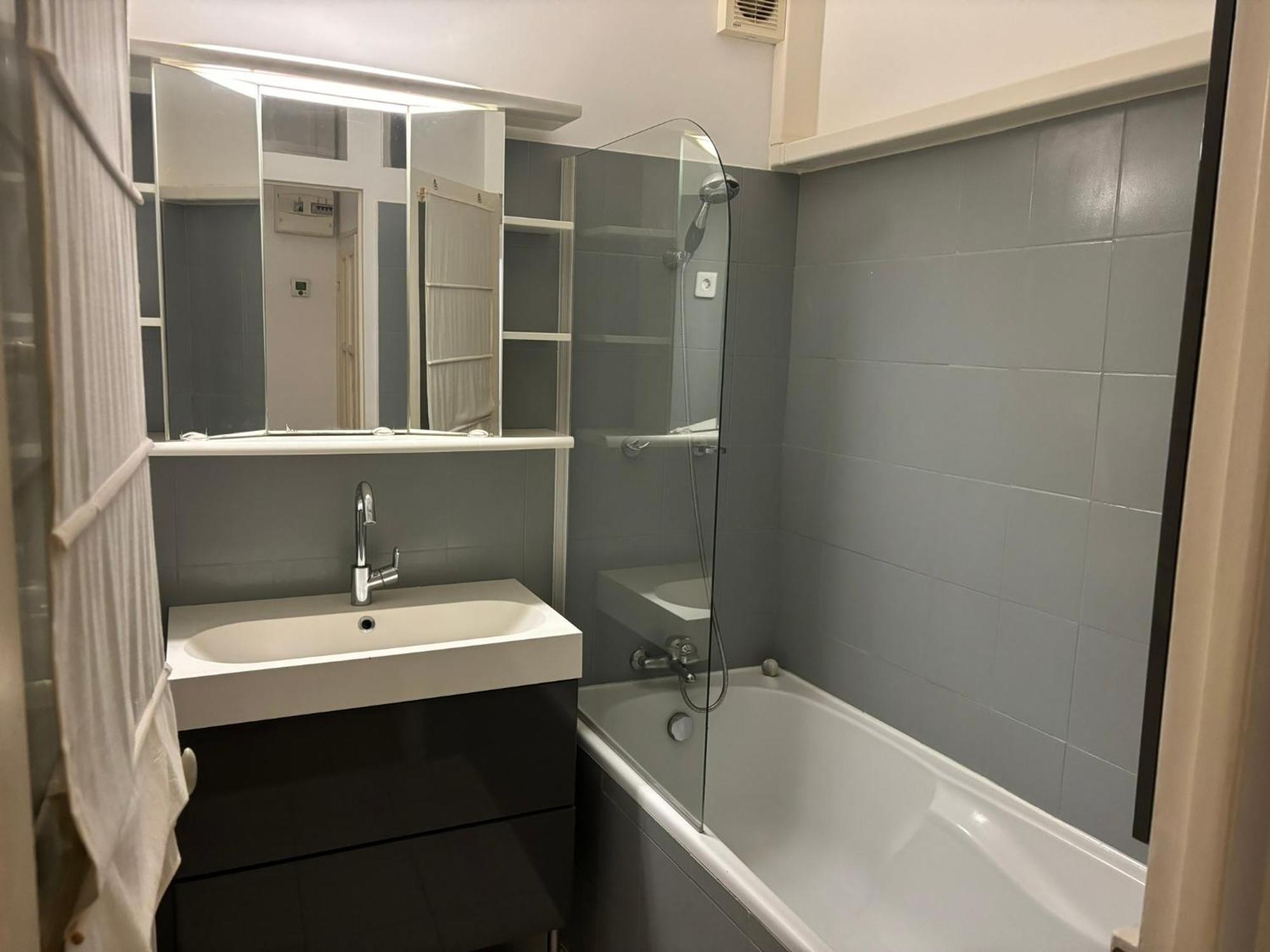 2 Bedroom Funky Apartment In The Heart Of The Old Town Of 앙티브 외부 사진