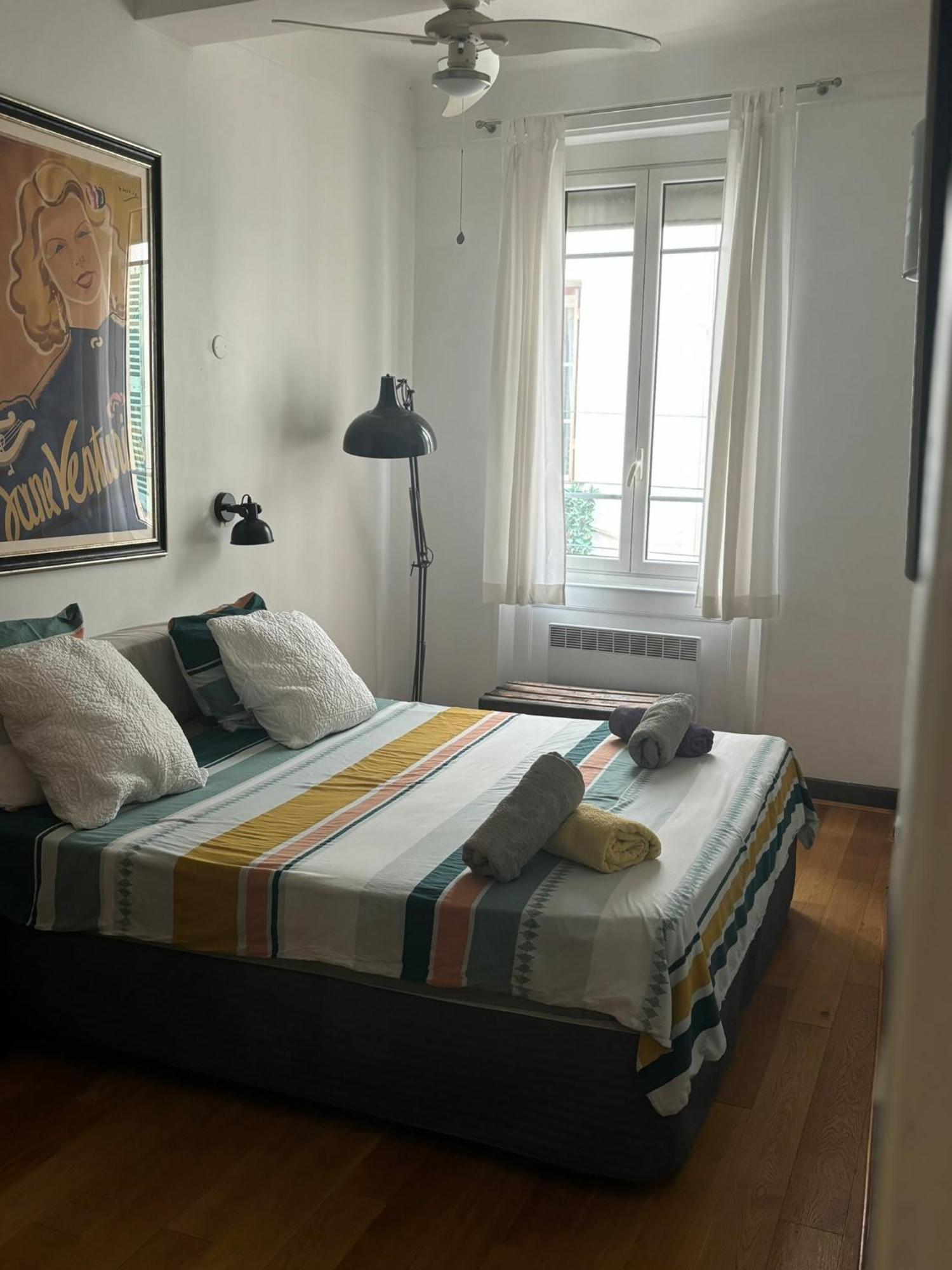 2 Bedroom Funky Apartment In The Heart Of The Old Town Of 앙티브 외부 사진